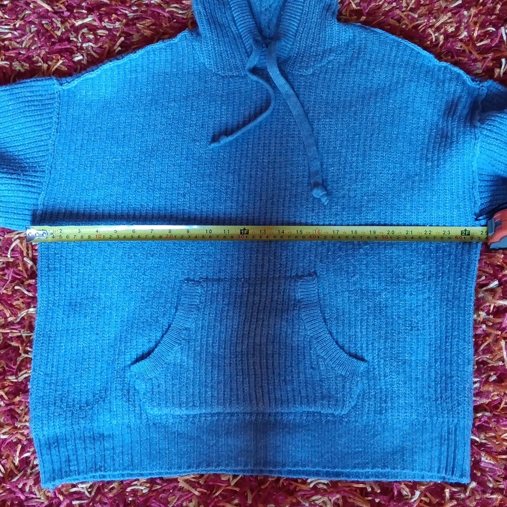 American Eagle Sweater Chunky Oversized Hoodie in Dusty Blue W/ Kangaroo Pocket - Picture 8 of 9